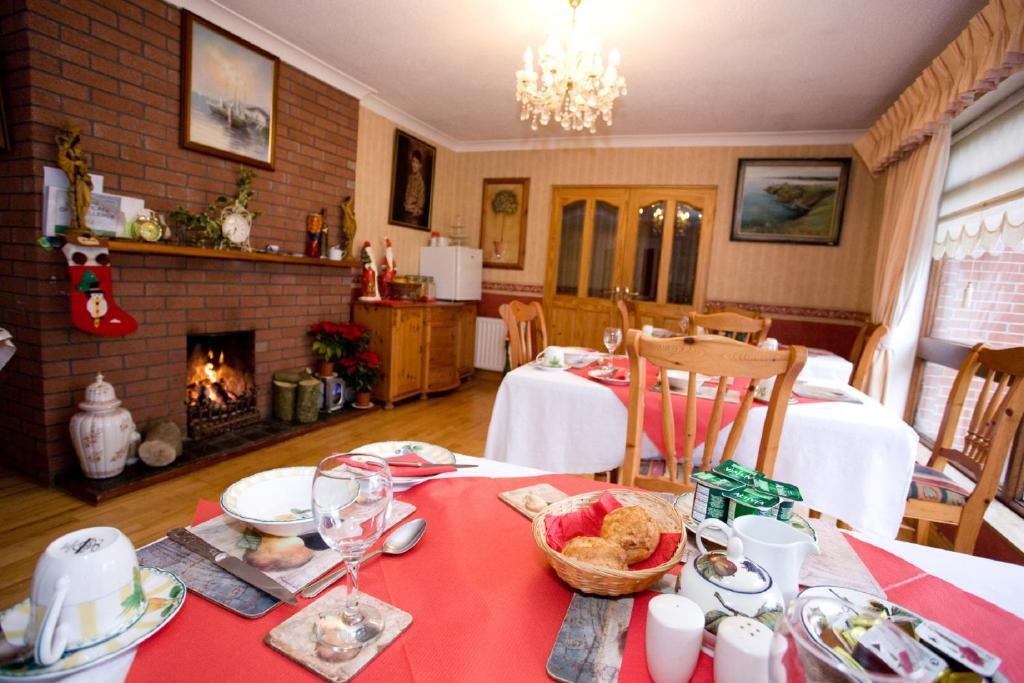 Evergreen Bed & Breakfast Swords Eksteriør billede